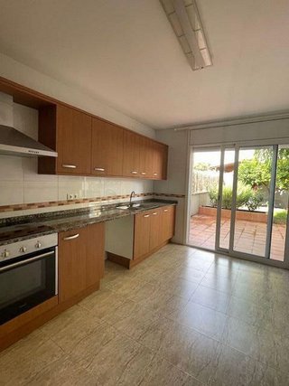Casa adosada en venta en Santa Margarida i els Monjos