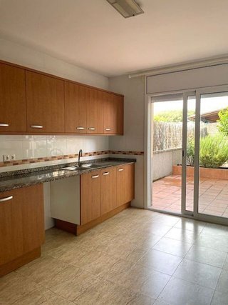 Casa adosada en venta en Santa Margarida i els Monjos