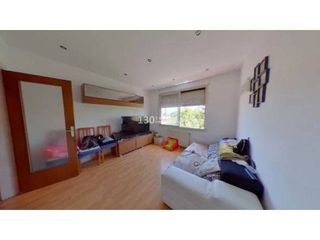 Piso en venta en La Trinitat Nova en Barcelona