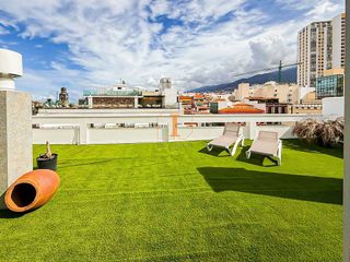 Ático en venta en Zona Martiánez en Puerto de la Cruz