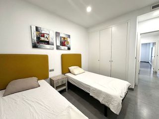 Piso en venta en Los Naranjos - Las Brisas en Marbella