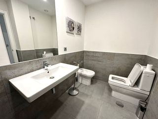 Piso en venta en Los Naranjos - Las Brisas en Marbella