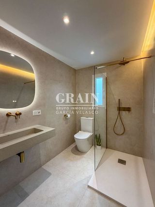 Piso en venta en Feria en Albacete