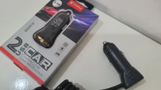 2 Cargadores USB Coche + convertidor a 3 tomas