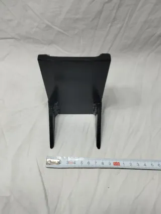 Soporte de hierro para sujetar piezas.