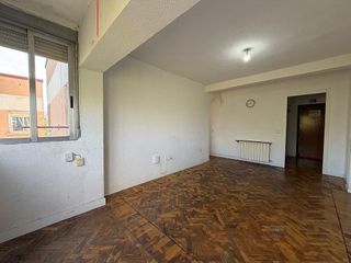 Piso en venta en Villayuventus-Renfe en Parla