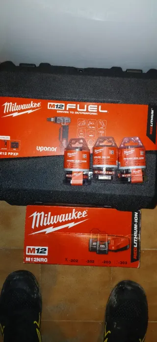 Kit Milwaukee M12 FUEL Uponor