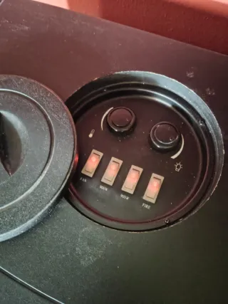 Chimenea eléctrica con simulación de fuego