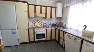 Chalet en venta en Medina de Pomar
