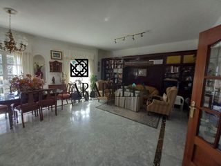 Chalet en venta en El Higuerón en Córdoba