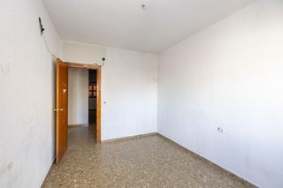 Chalet en venta en Zubia (La)