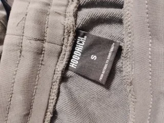 Conjunto camiseta y pantalón corto gris Hoodrich