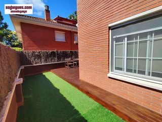 Casa adosada en venta en Begues