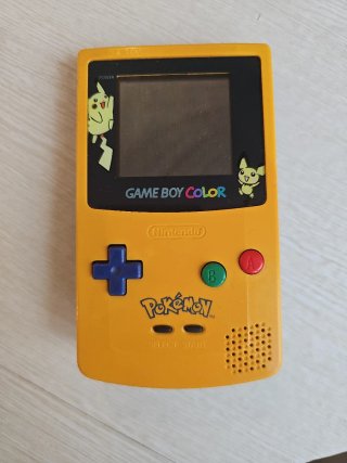Game Boy Pocket inspirada en GBC Pokémon