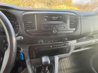 Toyota Proace 2022 6 ASIENTOS