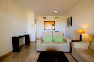 Piso en venta en La Duquesa en Manilva