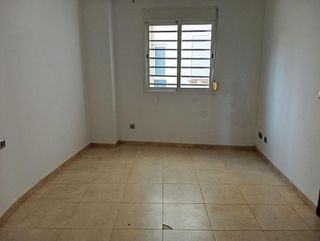 Piso en venta en Benifaió