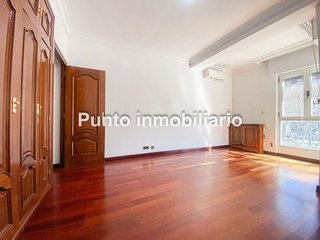Piso en venta en Pº Zorrilla - Cuatro de Marzo en Valladolid