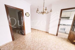 Piso en venta en Nou Moles en Valencia