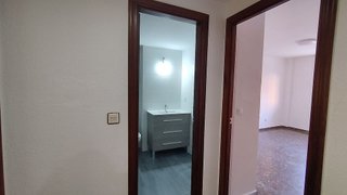 Piso en venta en Los Olivos en Huesca