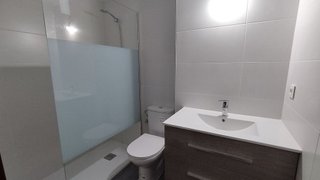 Piso en venta en Los Olivos en Huesca