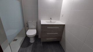 Piso en venta en Los Olivos en Huesca