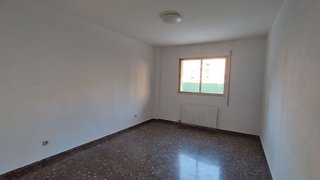 Piso en venta en Los Olivos en Huesca