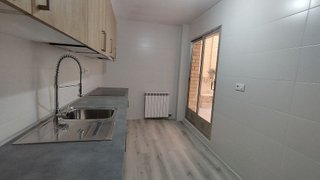 Piso en venta en Los Olivos en Huesca
