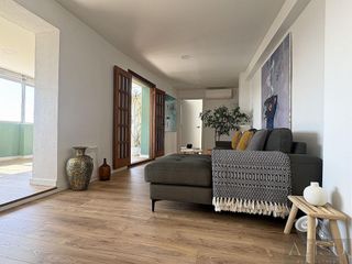 Ático en venta en Carolinas Altas en Alicante