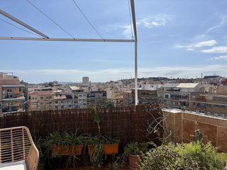 Ático en venta en Carolinas Altas en Alicante