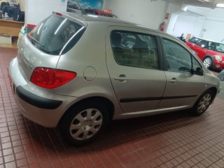 Peugeot 307 1.6 X-Line
