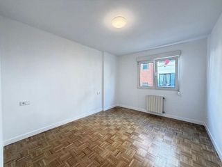 Piso en venta en Natahoyo en Gijón