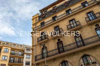 Piso en venta en Gros en San Sebastián-Donostia