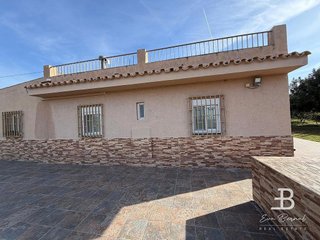 Chalet en venta en Riudoms