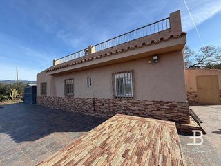 Chalet en venta en Riudoms