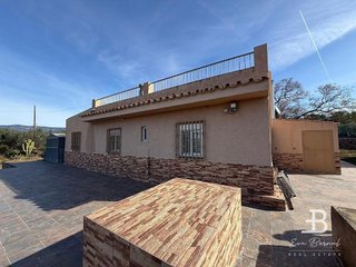 Chalet en venta en Riudoms