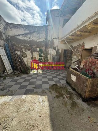 Casa adosada en venta en Écija