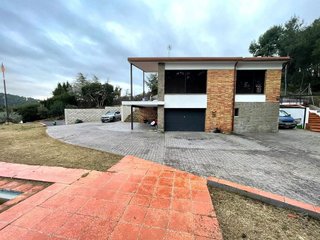 Chalet en venta en Matadepera