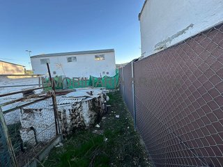 Solar en venta en Lucena