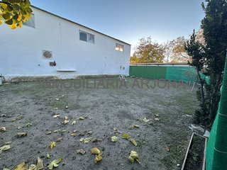 Solar en venta en Lucena