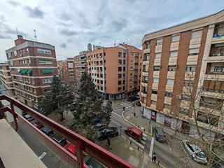 Piso en venta en Universidad en Ciudad Real