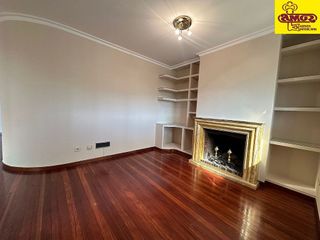 Ático en venta en Ensanche - Sar en Santiago de Compostela