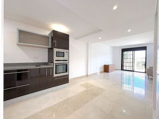 Piso en venta en Torrequebrada en Benalmádena