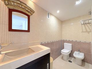 Piso en venta en Torrequebrada en Benalmádena