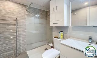 Piso en venta en Salatar en Roses