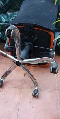 Silla de oficina ergonómica