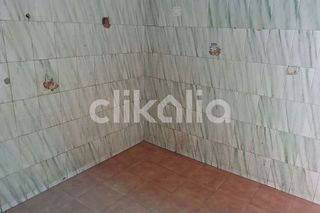 Chalet en venta en Guadix