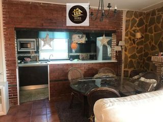 Chalet en venta en Linares
