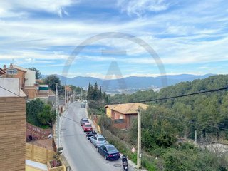 Chalet en venta en Roc Blanc en Terrassa