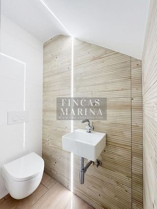 Casa adosada en venta en Passeig Maragall - Zona Estació en Gavà